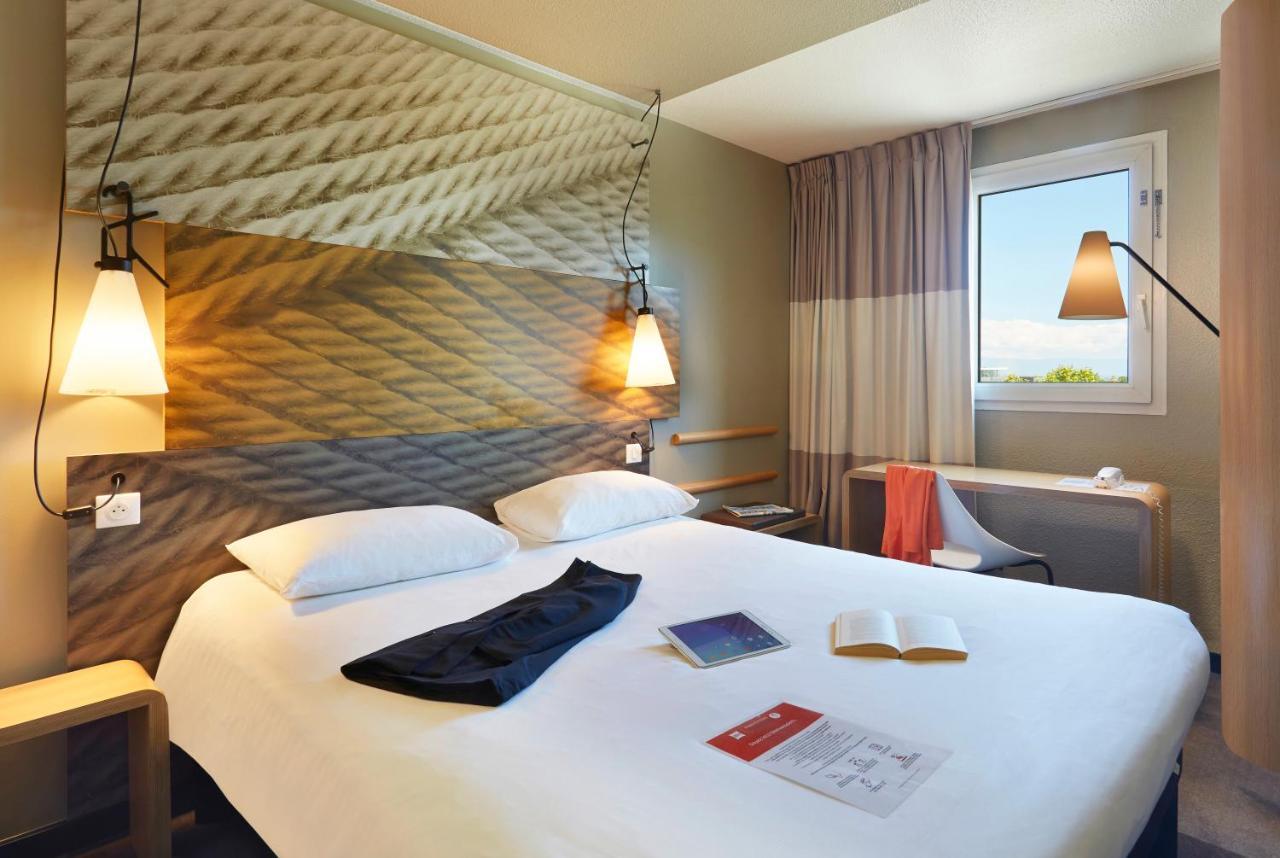 Ibis Archamps Porte De Geneve Bagian luar foto