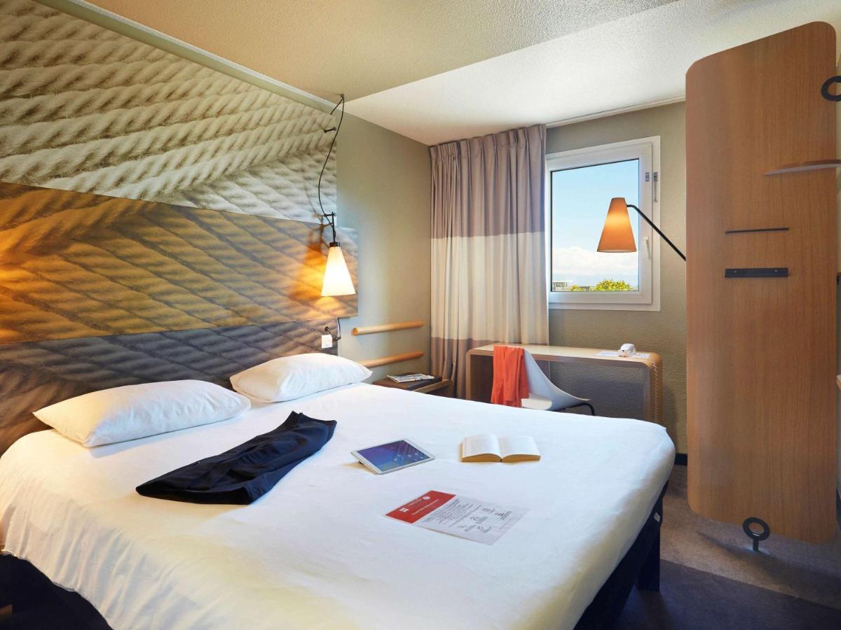 Ibis Archamps Porte De Geneve Bagian luar foto