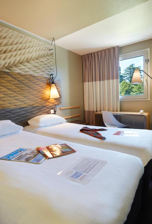 Ibis Archamps Porte De Geneve Bagian luar foto