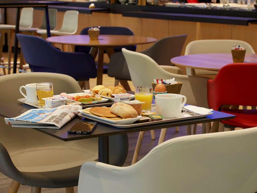 Ibis Archamps Porte De Geneve Restoran foto