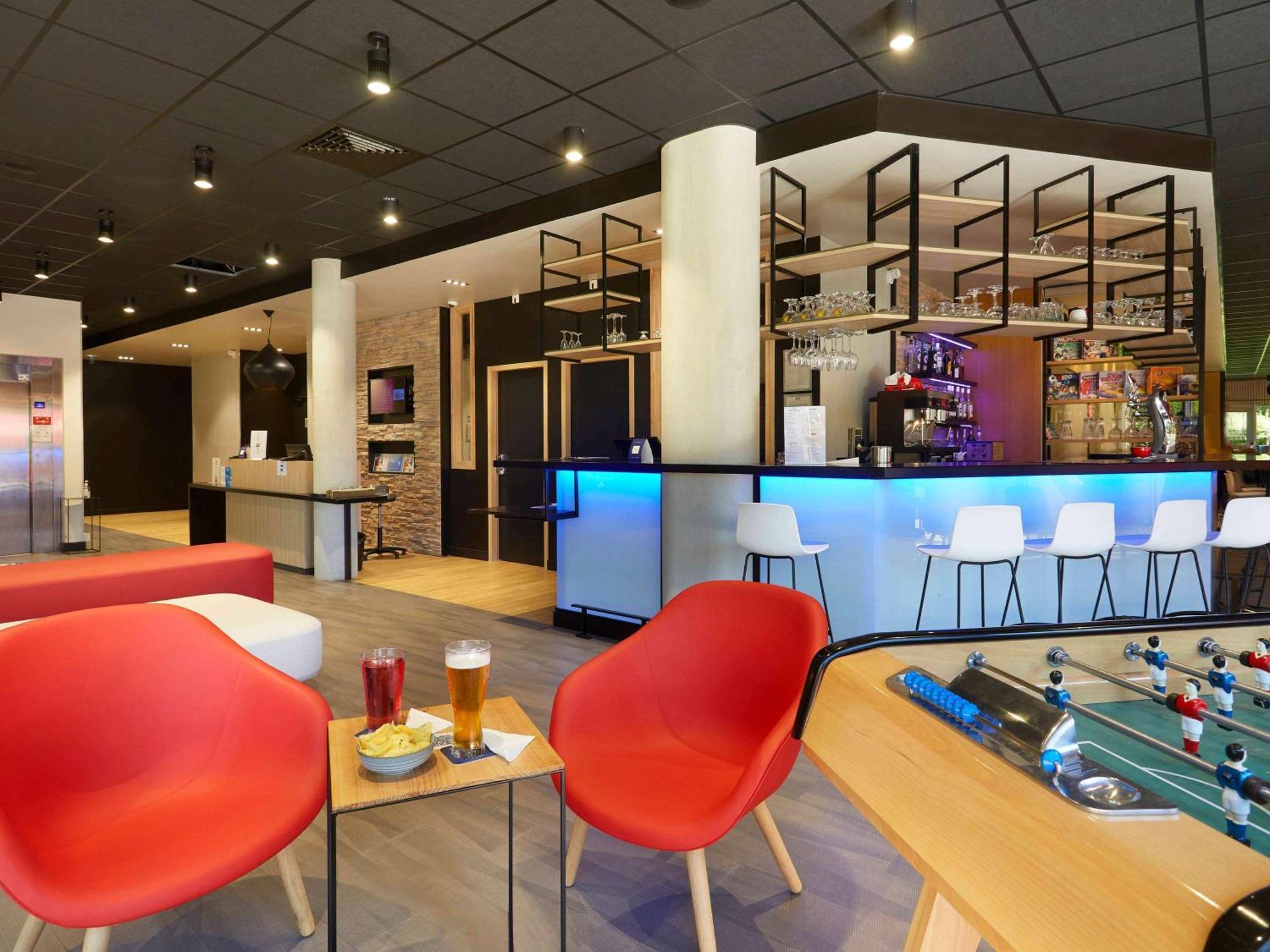 Ibis Archamps Porte De Geneve Bagian luar foto